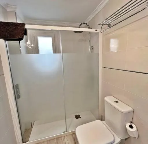 Primera Linea De Playa Nuevo Y Luminoso * Fuengirola