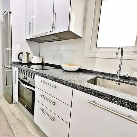 Primera Linea De Playa Nuevo Y Luminoso *